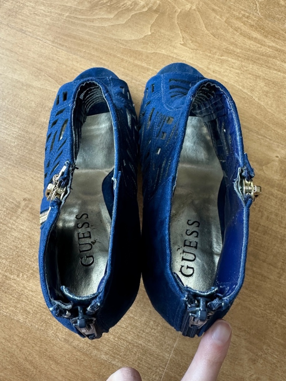 Guess Women’s Royal Blue Cutout Suede Margot Heeled Ankle Booties, Size 7M - Picture 11 of 14